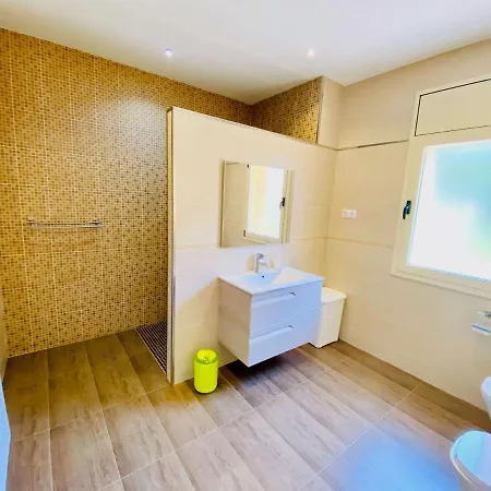 Villa Luxury Investingspain With Sea Views, Pool And Jacuzzi