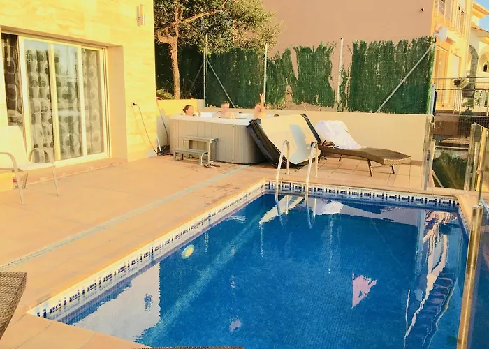 Luxury Investingspain With Sea Views, Pool And Jacuzzi Lloret de Mar